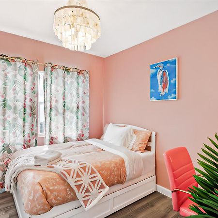 New! Havana Nights Villa ! Walk To Calle Ocho! Miami Exterior foto