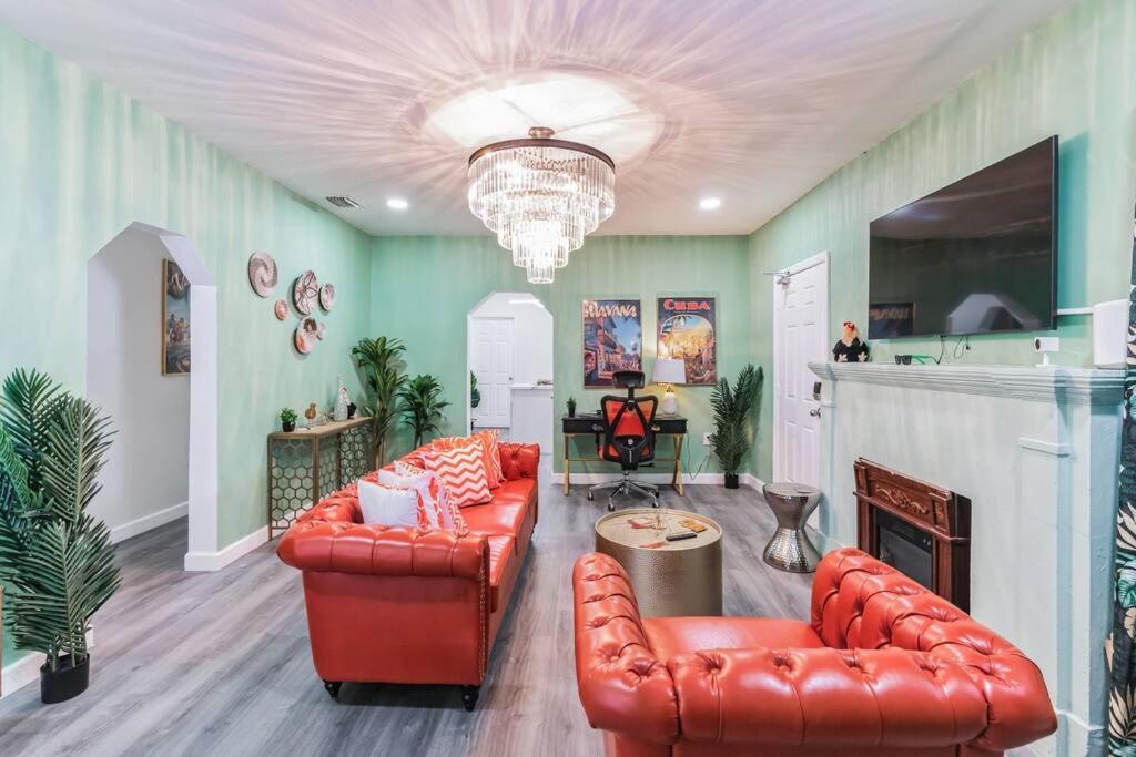 New! Havana Nights Villa ! Walk To Calle Ocho! Miami Exterior foto